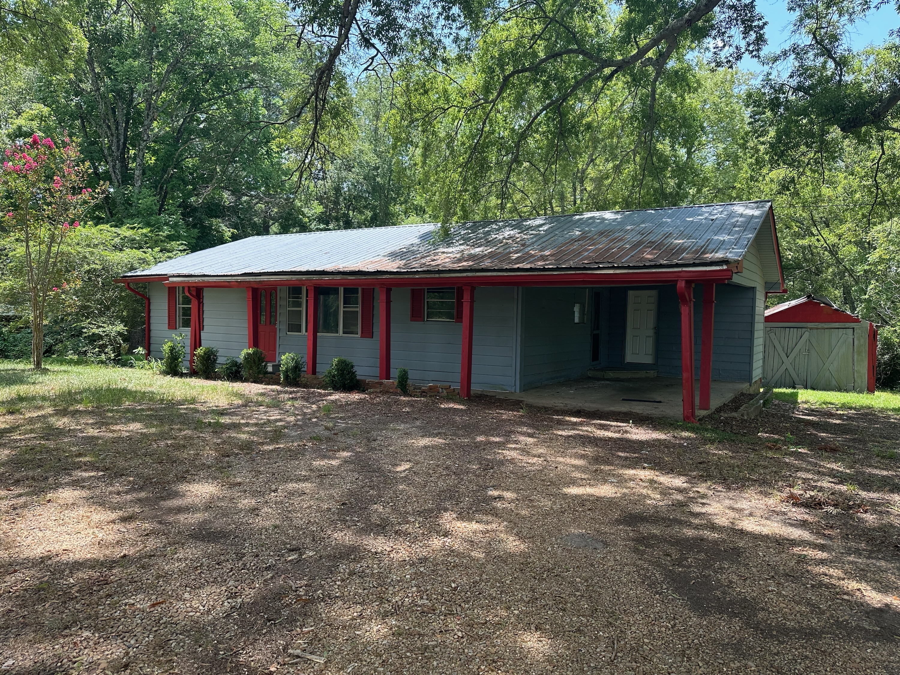 107 Chesterville Road