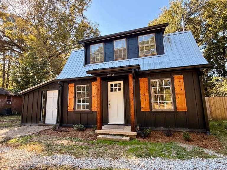 355 Rankin Boulevard